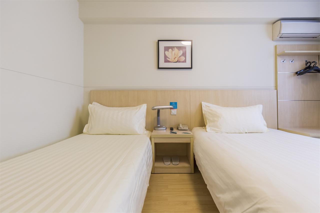 Jinjiang Inn Shenzhen North Railway Station Экстерьер фото